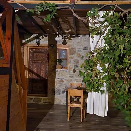 Derin Tas-bungalow Apartmanhotel *